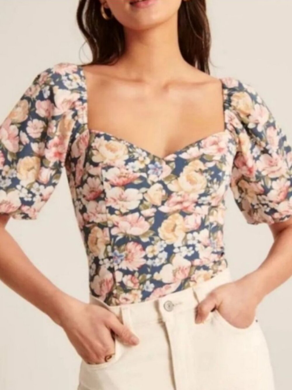 Abercrombie & Fitch Floral Corset Puff Sleeve Top in Medium